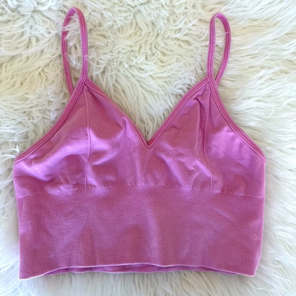 ALO Yoga Tops - Pink Alo Crop Top ✨